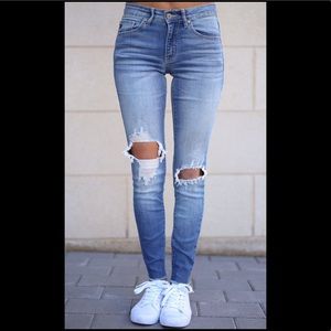 KAN CAN DISTRESSED SKINNY JEANS - FADED WASH